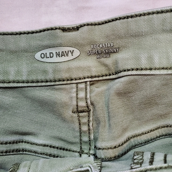 Old Navy Rockstar Mid Rise Olive Green Denim Jeans - Picture 3 of 4